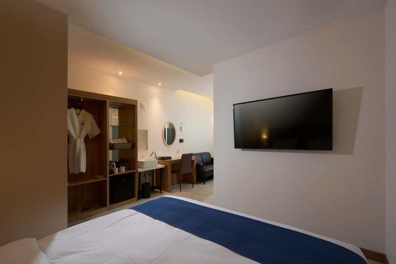 Benikea Hotel Yangsan Exterior photo